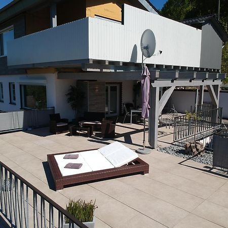 Seeblick-Ferienwohnung Im "Ferienhaus Agger-Blick" Mit Traumhafter Sonnen-Terrasse, Sauna, E-Kamin & Kajak 古默斯巴赫 外观 照片