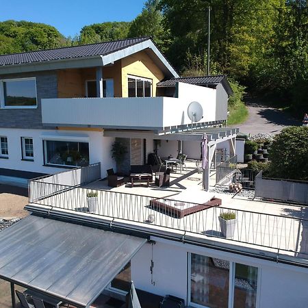 Seeblick-Ferienwohnung Im "Ferienhaus Agger-Blick" Mit Traumhafter Sonnen-Terrasse, Sauna, E-Kamin & Kajak 古默斯巴赫 外观 照片